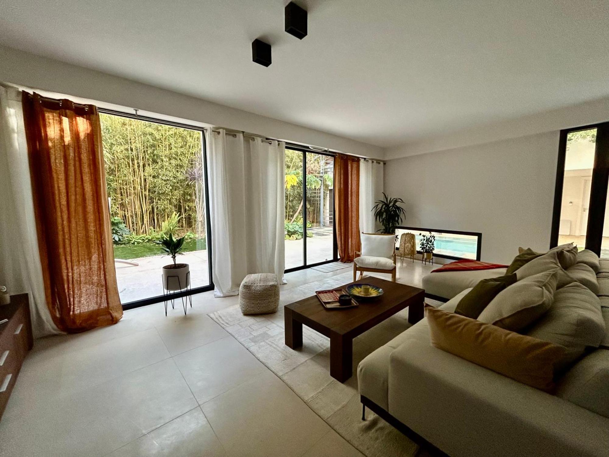 Rumah Bali Cannes Zewnętrze zdjęcie