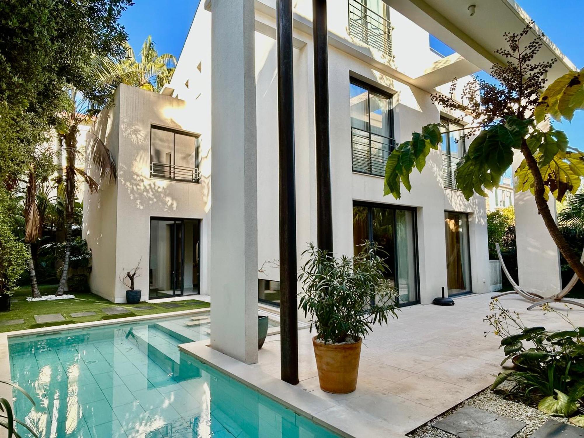 Rumah Bali Cannes Zewnętrze zdjęcie